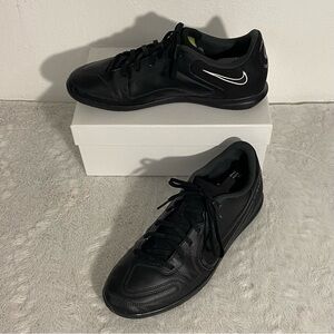 Nike Tiempo Legend 9 Club IC Indoor Soccer Shoes Men’s Size 9.5 Black Leather